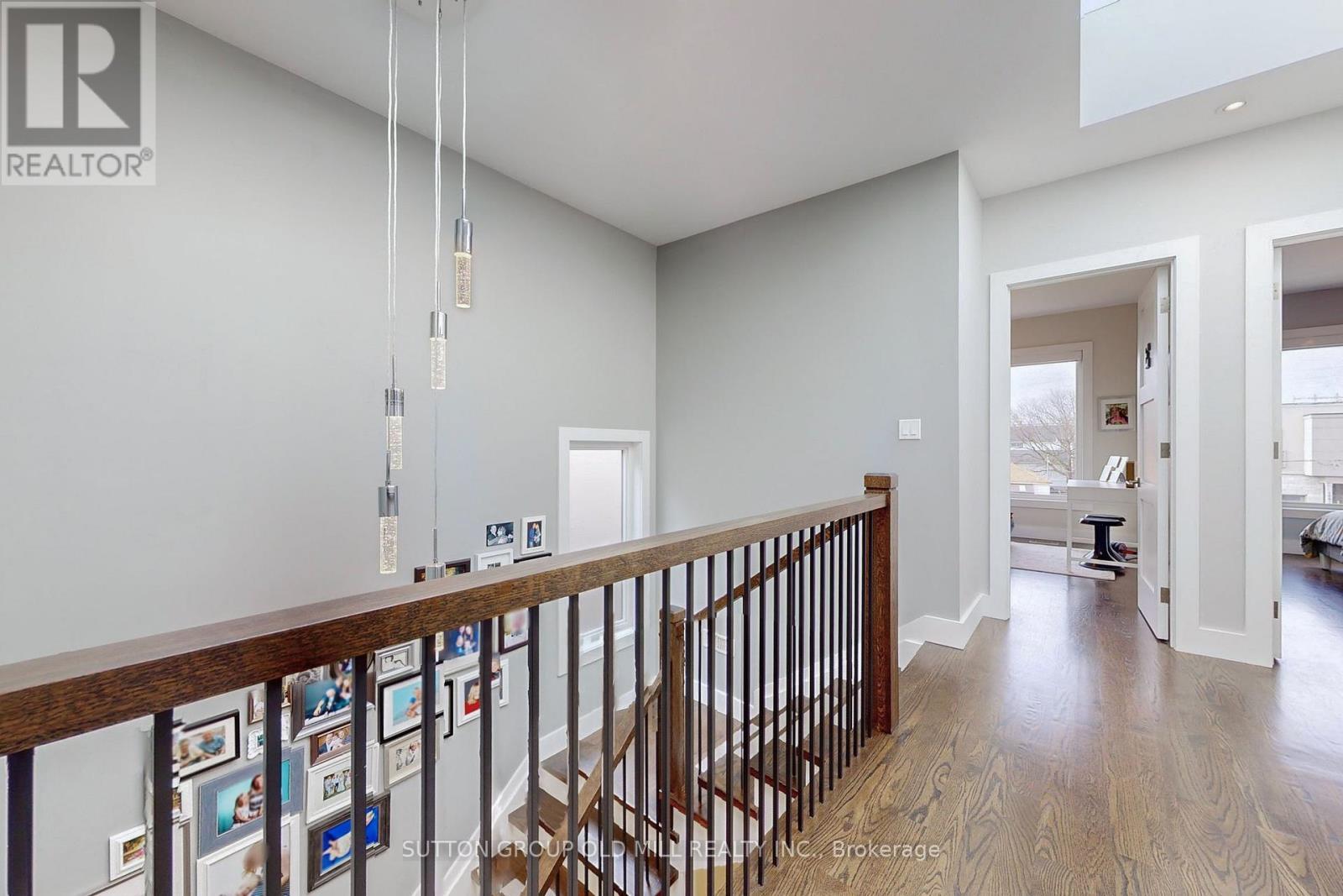 1086 Gardner Avenue, Mississauga, ON - Indoor Photo Showing Other Room