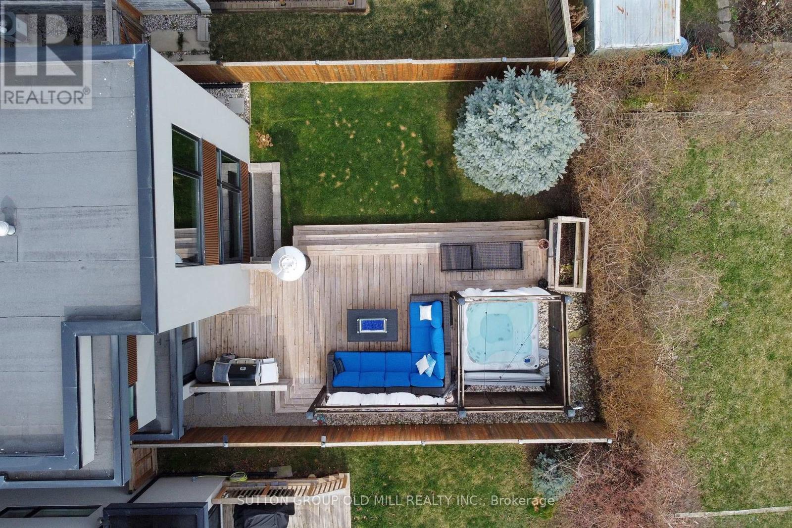 1086 Gardner Avenue, Mississauga, ON -