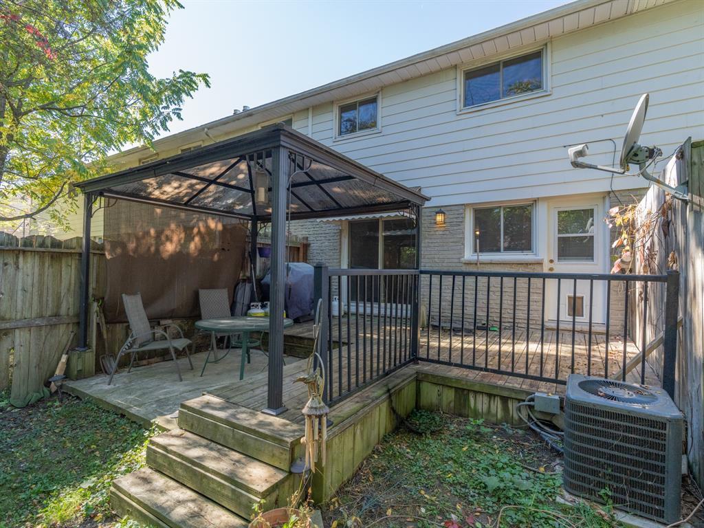 838 Lanark Crescent, Sarnia, ON