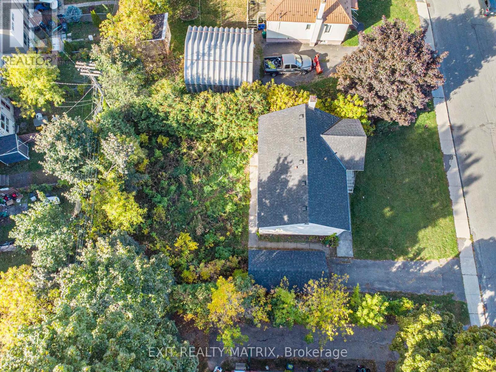 436 Blake Boulevard, Ottawa, ON - Outdoor