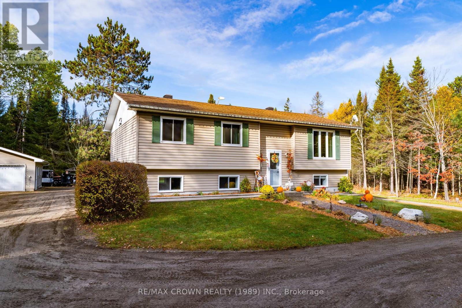 65 Byers Road, Callander, ON - Outdoor