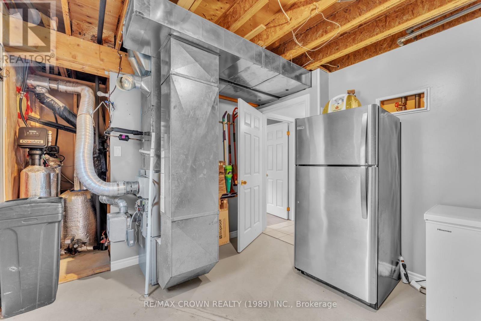 65 Byers Road, Callander, ON - Indoor Photo Showing Basement
