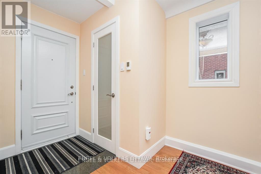 139 Goulburn Avenue, Ottawa, ON - Indoor Photo Showing Other Room