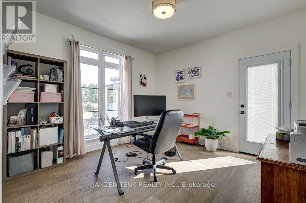 8476 Imperial Road S, Malahide, ON - Indoor Photo Showing Office