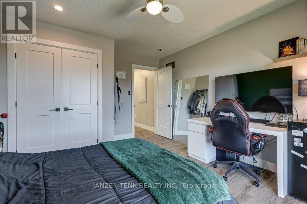 8476 Imperial Road S, Malahide, ON - Indoor Photo Showing Office