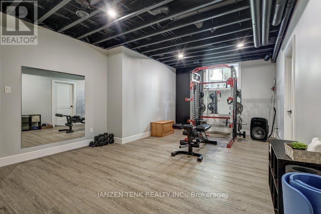 8476 Imperial Road S, Malahide, ON - Indoor