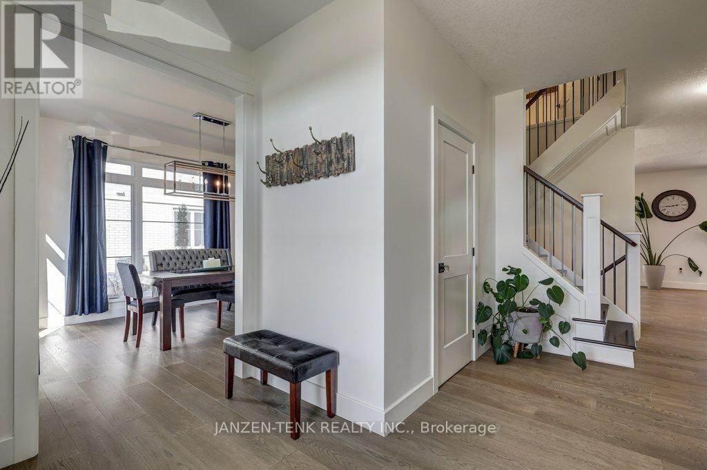 8476 Imperial Road S, Malahide, ON - Indoor Photo Showing Other Room