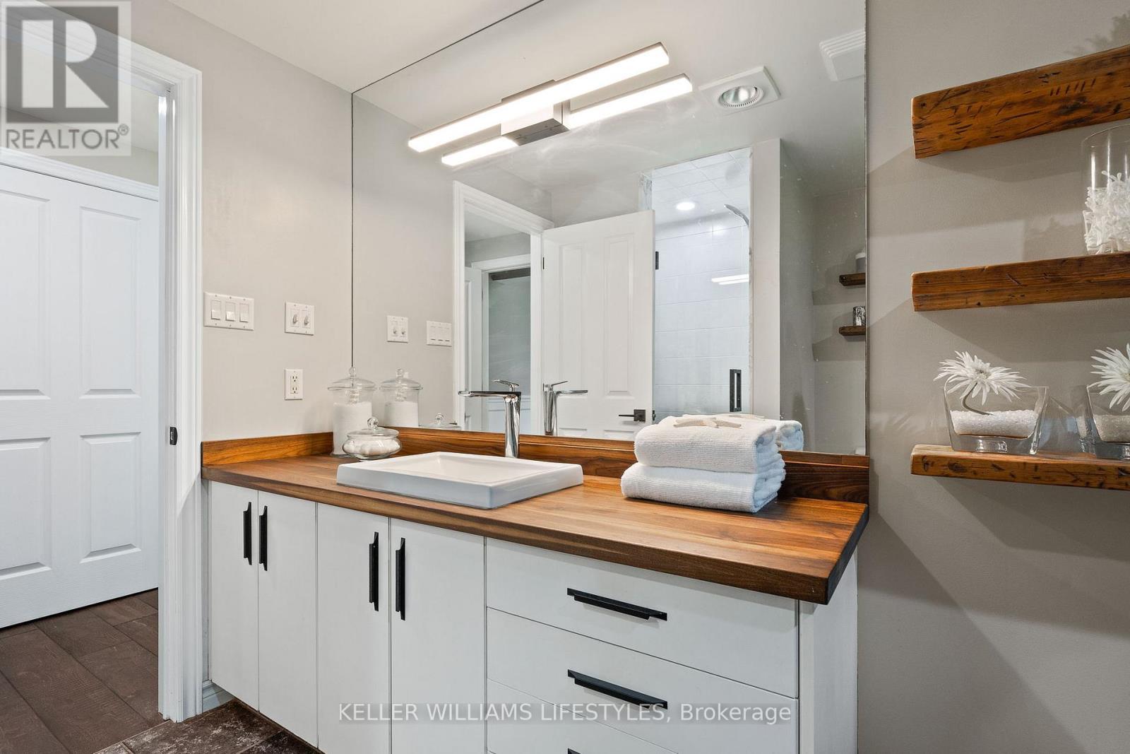 515 Jarvis Street, London South (South C), ON - Indoor Photo Showing Bathroom