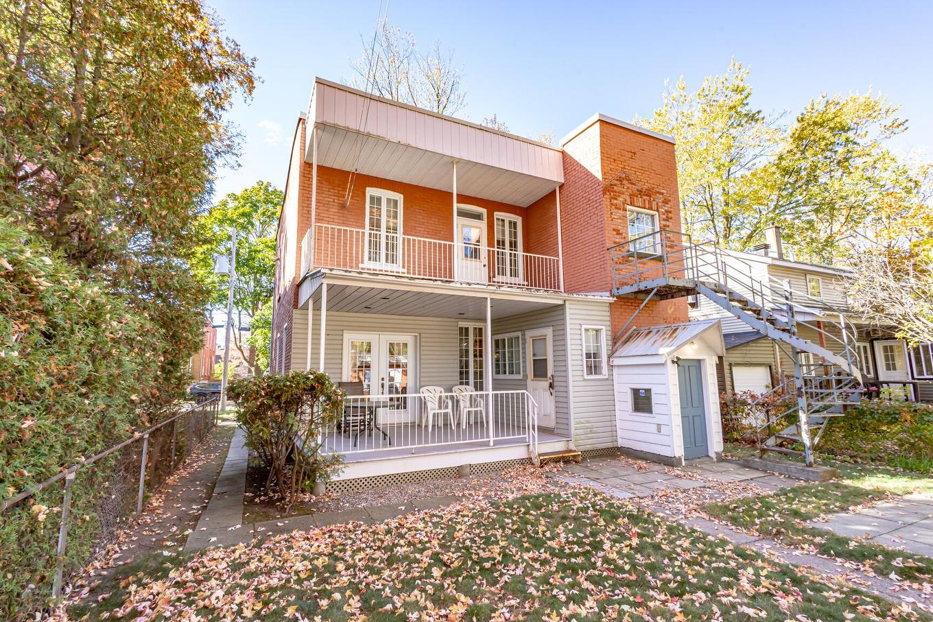 Face arrière - 10737 Av. Vianney, Montréal (Ahuntsic-Cartierville), QC - Outdoor