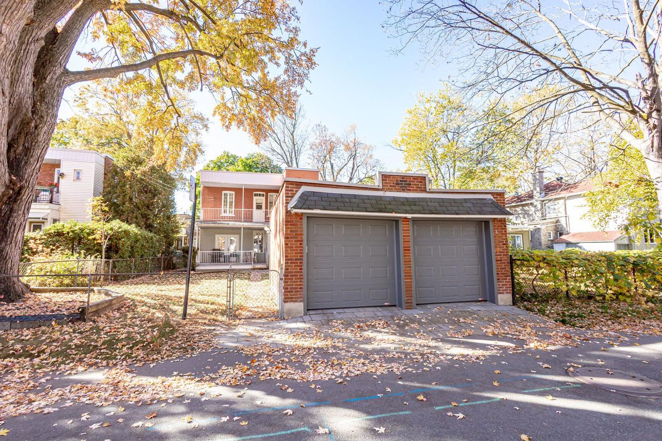 Garage - 10737 Av. Vianney, Montréal (Ahuntsic-Cartierville), QC - Outdoor