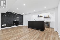 Wet bar w/Quartz countertop -