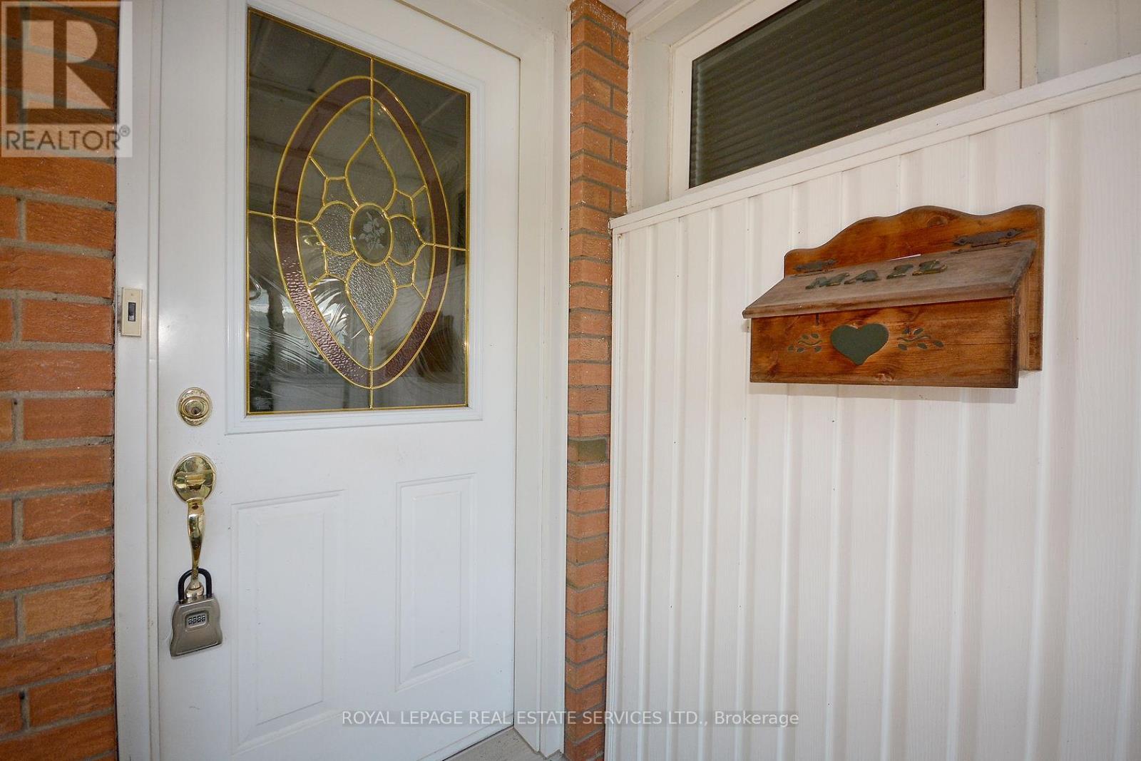 Upper - 1144 Sarta Road, Oakville, ON - Photo Showing Other Room