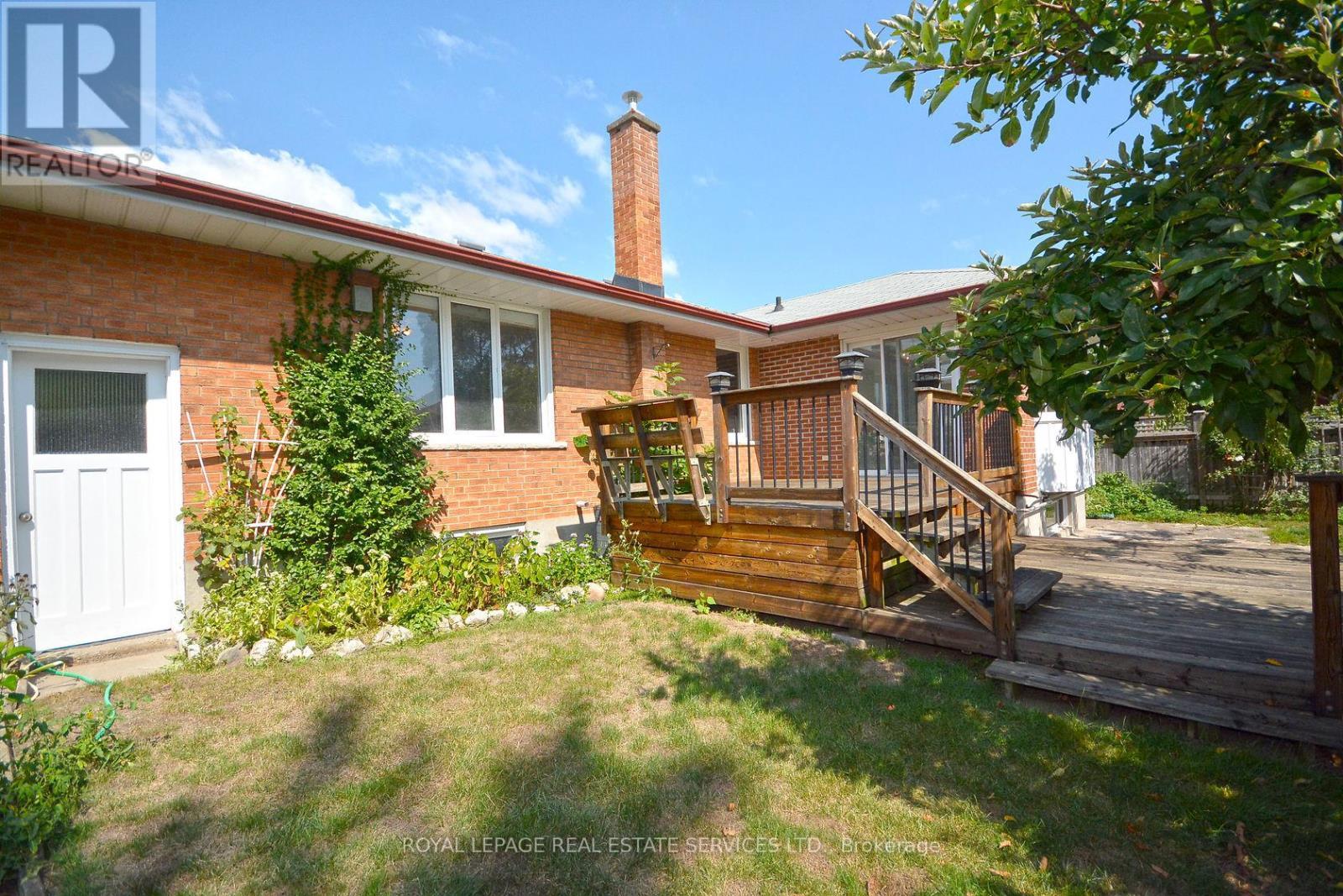Upper - 1144 Sarta Road, Oakville, ON - Outdoor With Deck Patio Veranda