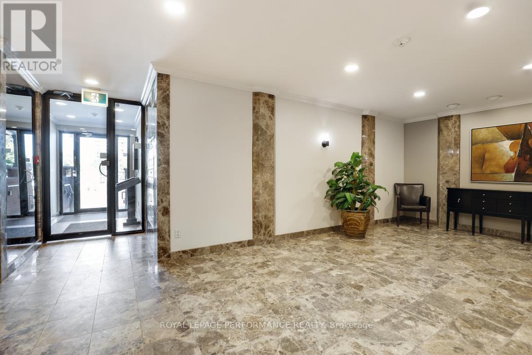 Lobby - 304 - 100 Bruyere Street, Ottawa, ON - Indoor Photo Showing Other Room