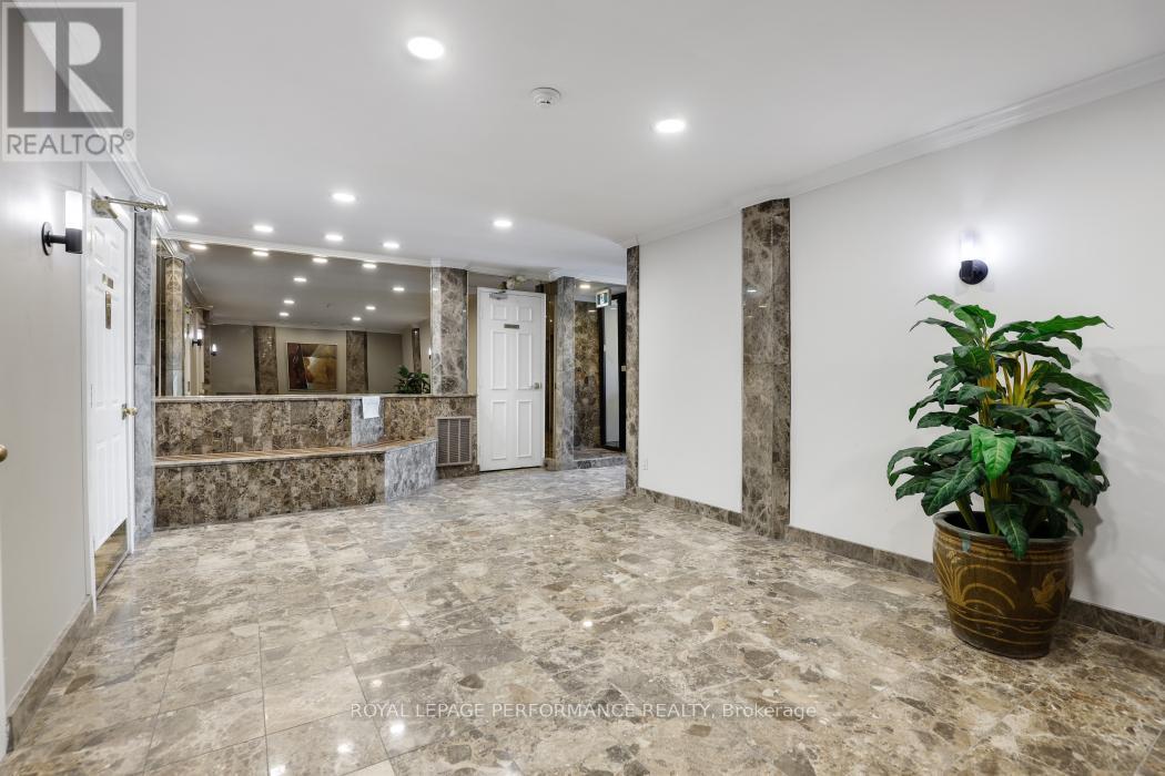 304 - 100 Bruyere Street, Ottawa, ON - Indoor Photo Showing Other Room