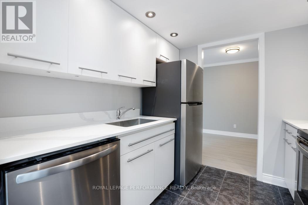 Stainless Appliances - 304 - 100 Bruyere Street, Ottawa, ON - Indoor Photo Showing Other Room