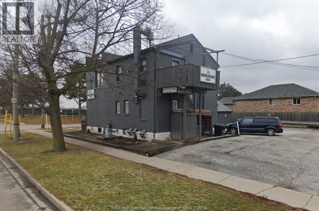 1898 Shepherd Street East, Windsor, ON