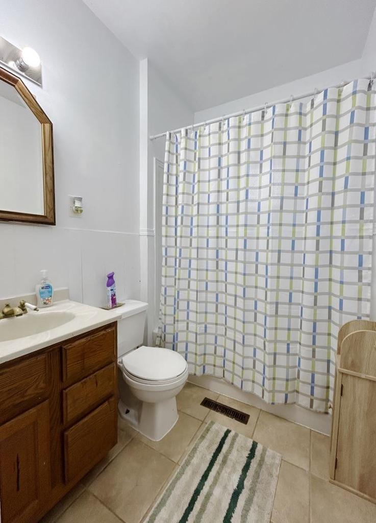 505 King'S Highway, Fort Frances, ON - Indoor Photo Showing Bathroom