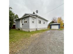 505 King's Highway Fort Frances, ON P9A 2S9