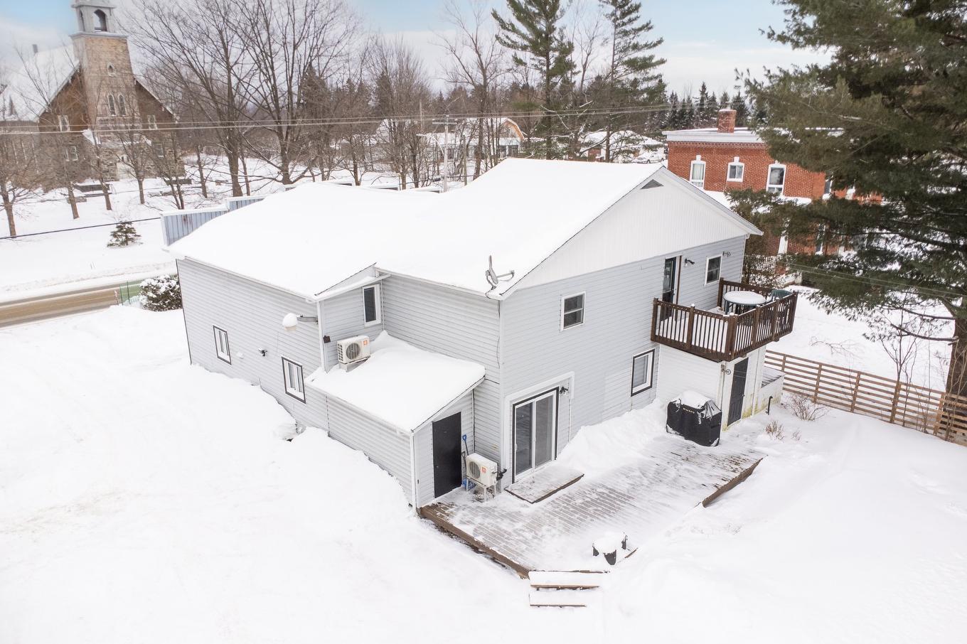 Back facade - 1377 - 1381 Ch. De Béthanie, Béthanie, QC - Outdoor