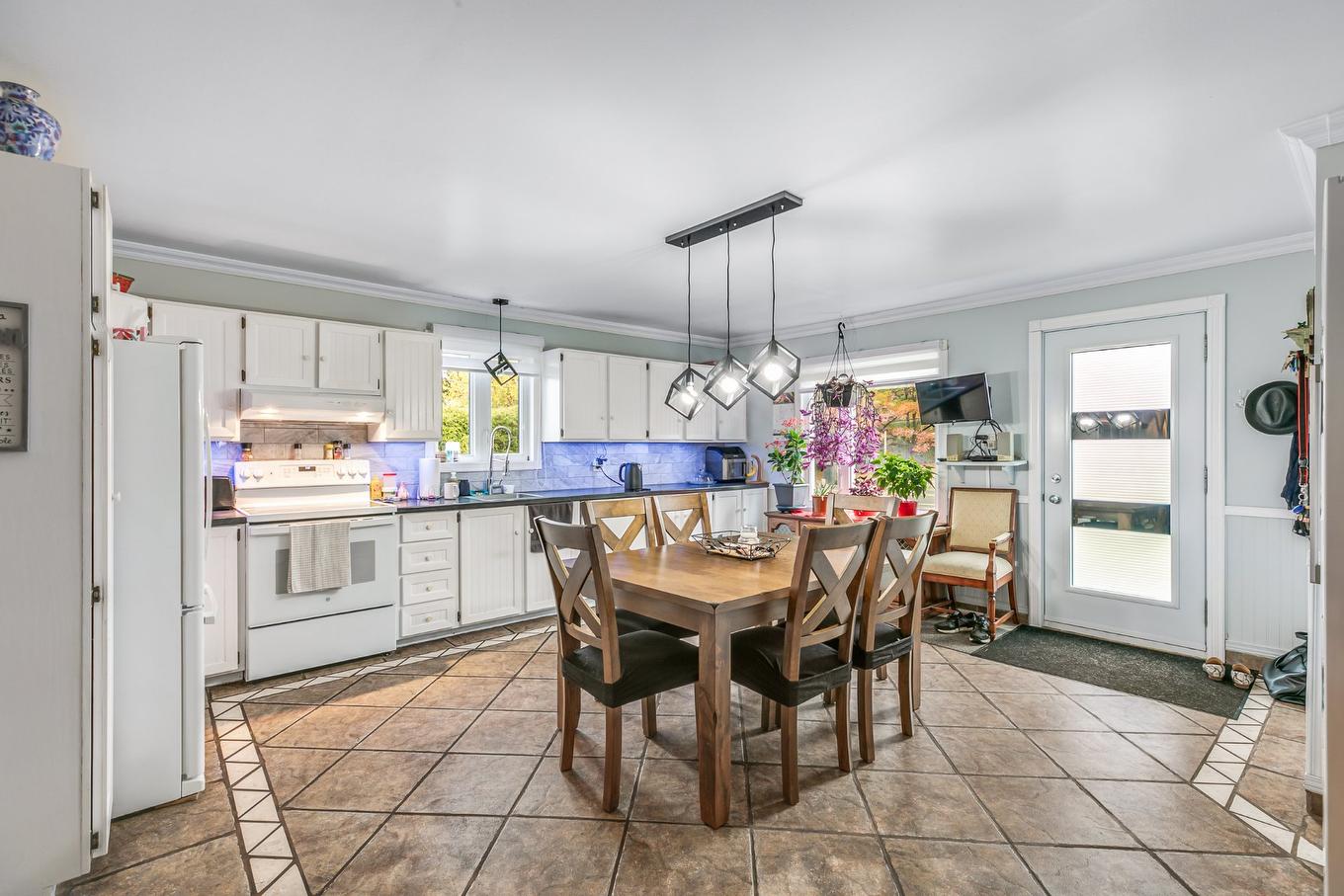 Kitchen - 1377 - 1381 Ch. De Béthanie, Béthanie, QC - Indoor