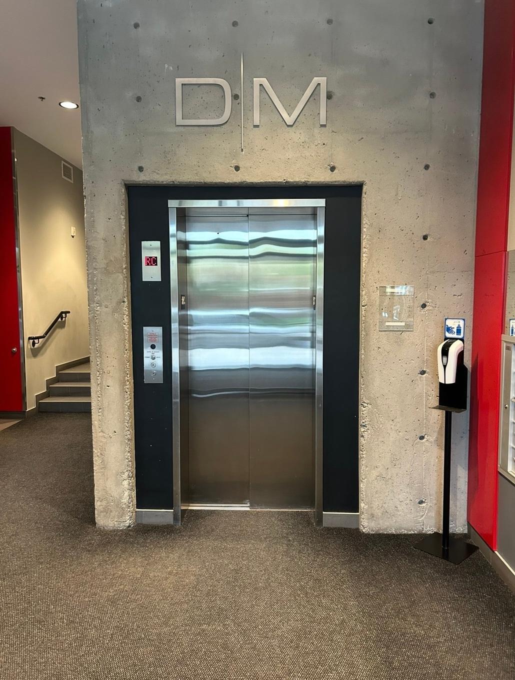 Elevator - 412-460 19E Avenue, Montréal (Lachine), QC - Indoor Photo Showing Other Room