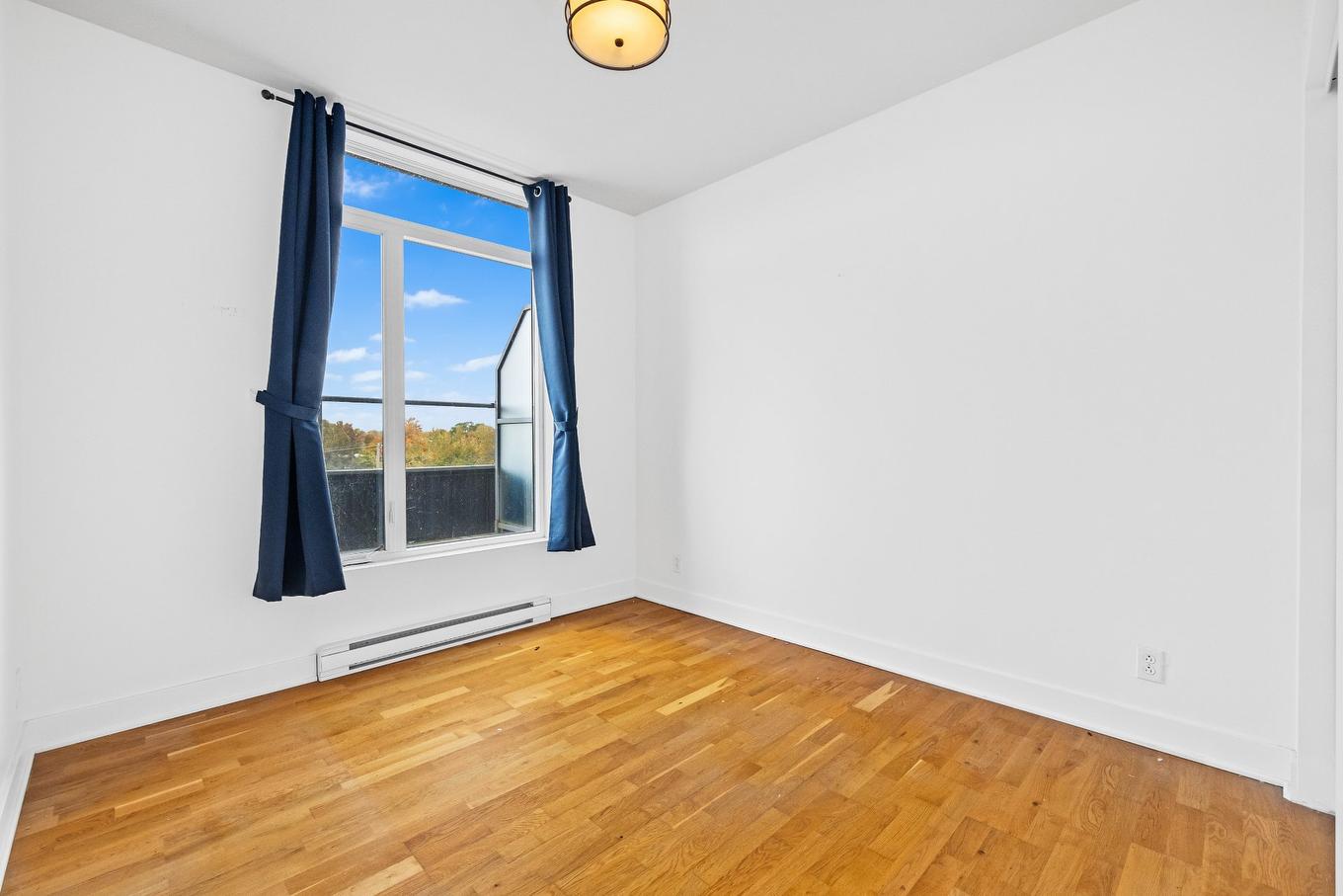 Bedroom - 412-460 19E Avenue, Montréal (Lachine), QC - Indoor Photo Showing Other Room