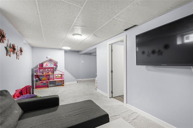 466 Garlies St, Winnipeg, MB