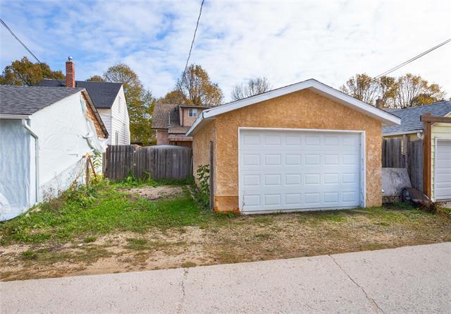 466 Garlies St, Winnipeg, MB