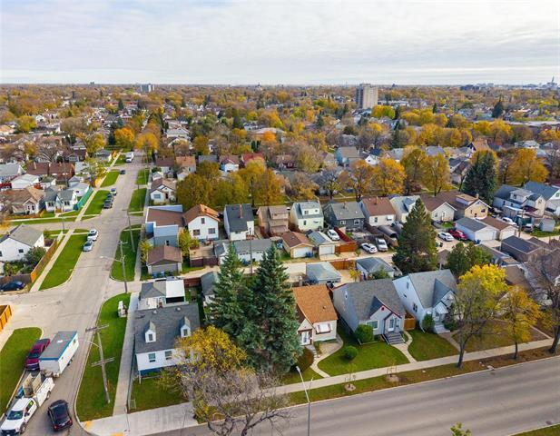 466 Garlies St, Winnipeg, MB