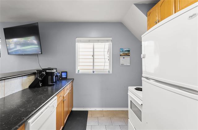 466 Garlies St, Winnipeg, MB