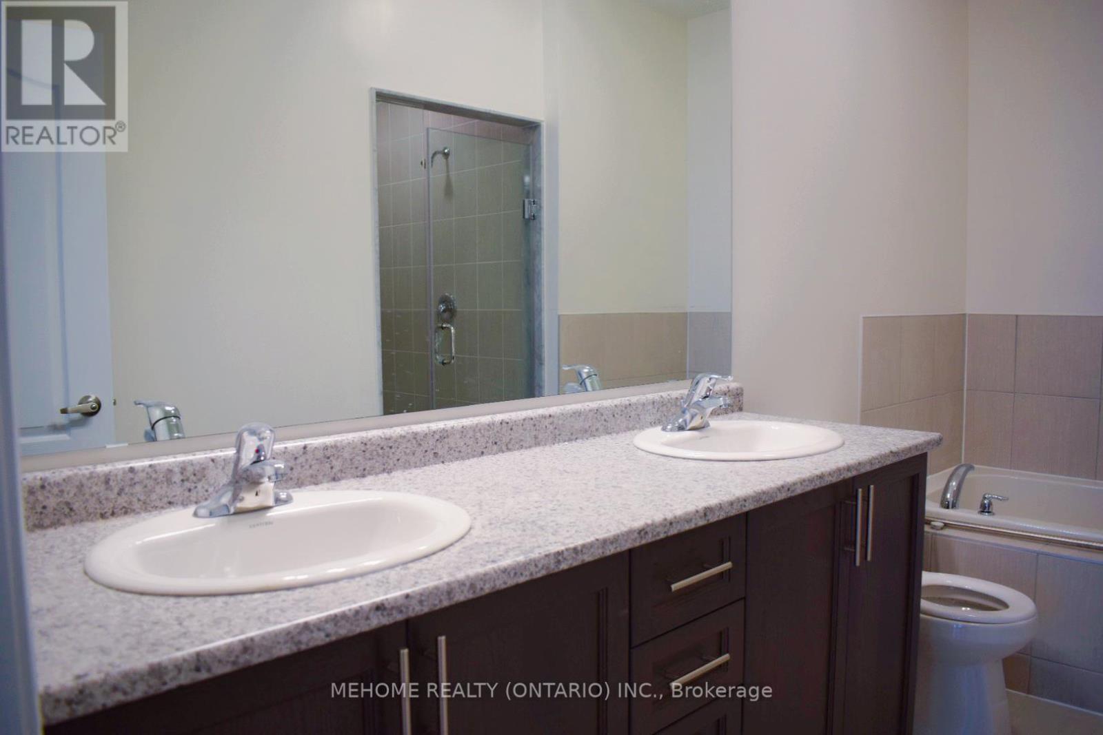 41 Luzon Avenue, Markham, ON - Indoor Photo Showing Bathroom