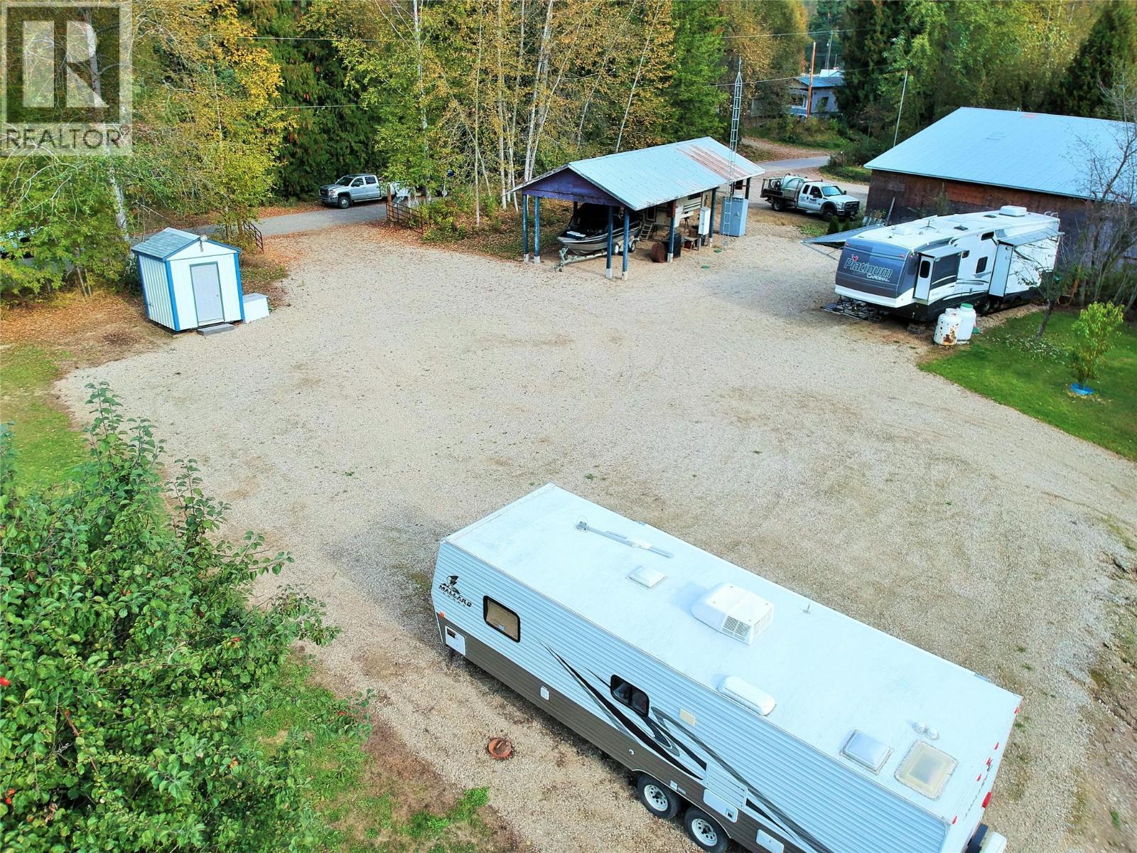 1822 Cemetery Road, Sicamous, BC