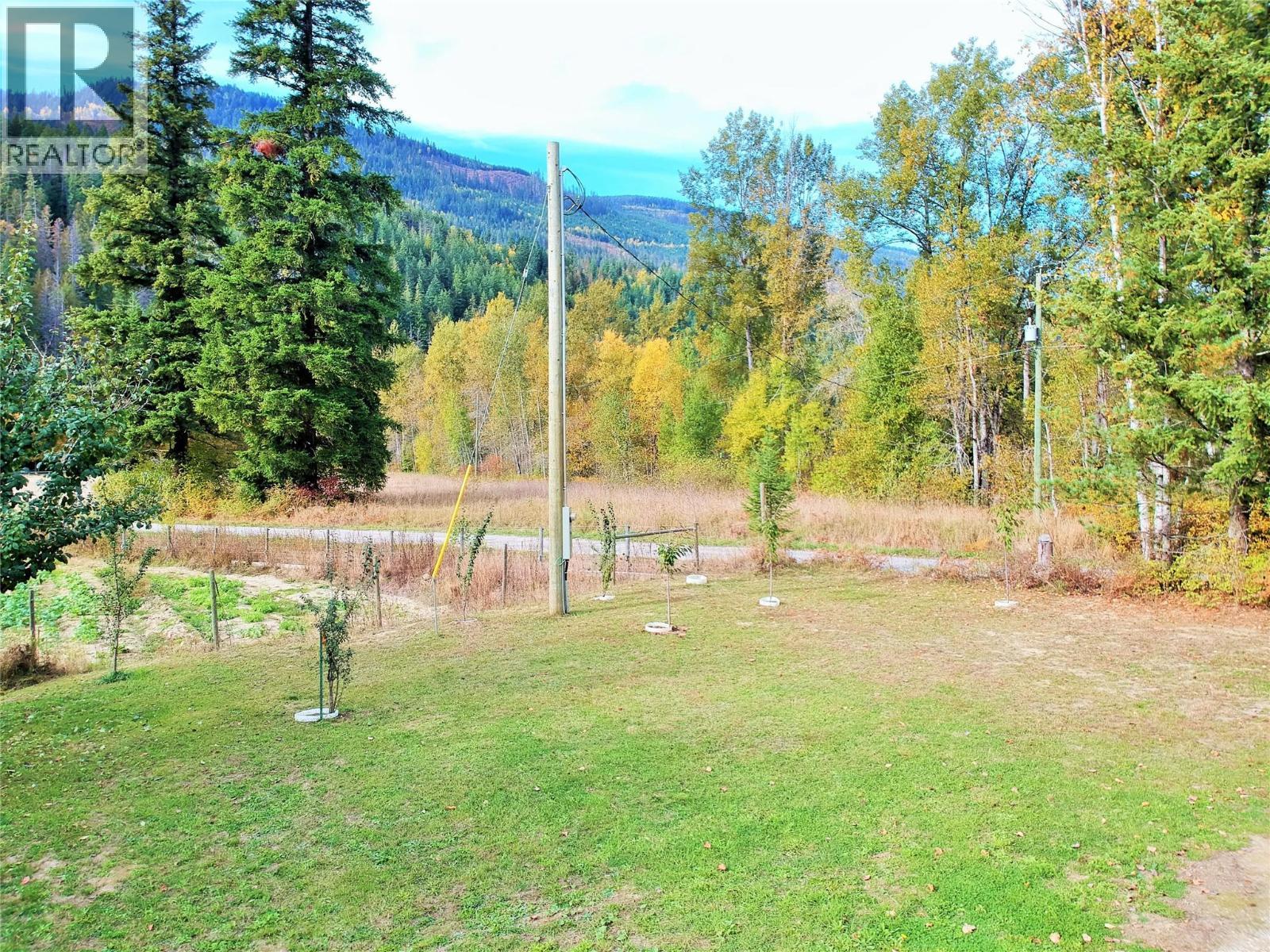 1822 Cemetery Road, Sicamous, BC