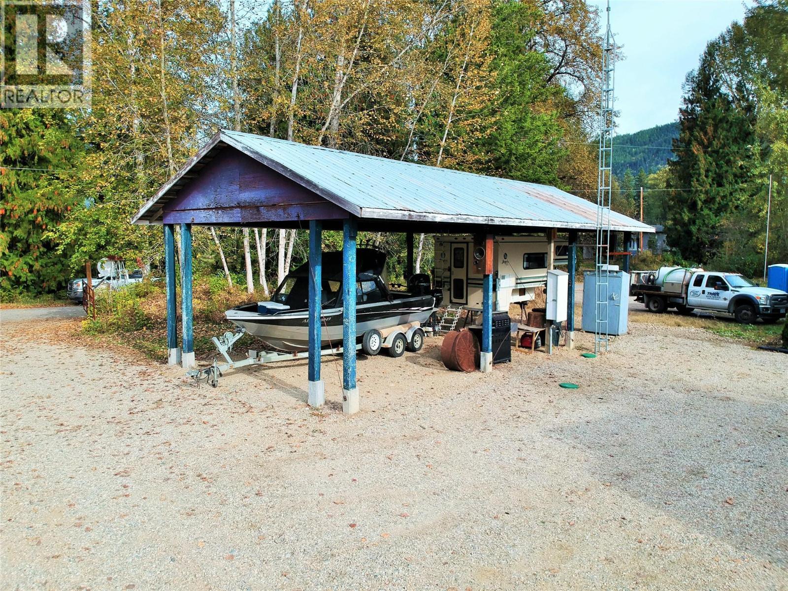 1822 Cemetery Road, Sicamous, BC