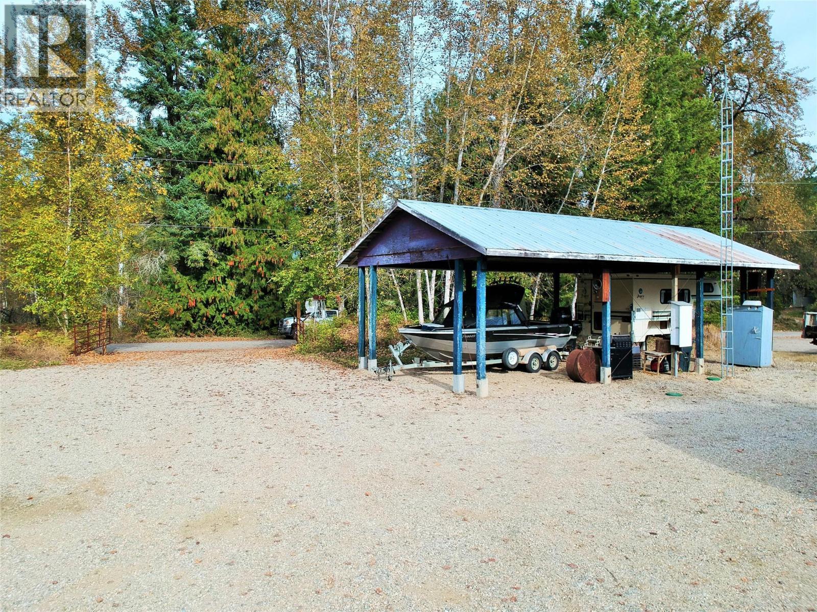 1822 Cemetery Road, Sicamous, BC