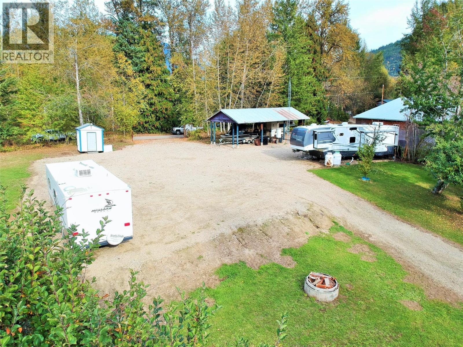 1822 Cemetery Road, Sicamous, BC