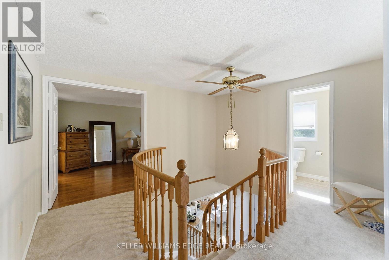 2163 Winding Way, Burlington, ON - Indoor Photo Showing Other Room