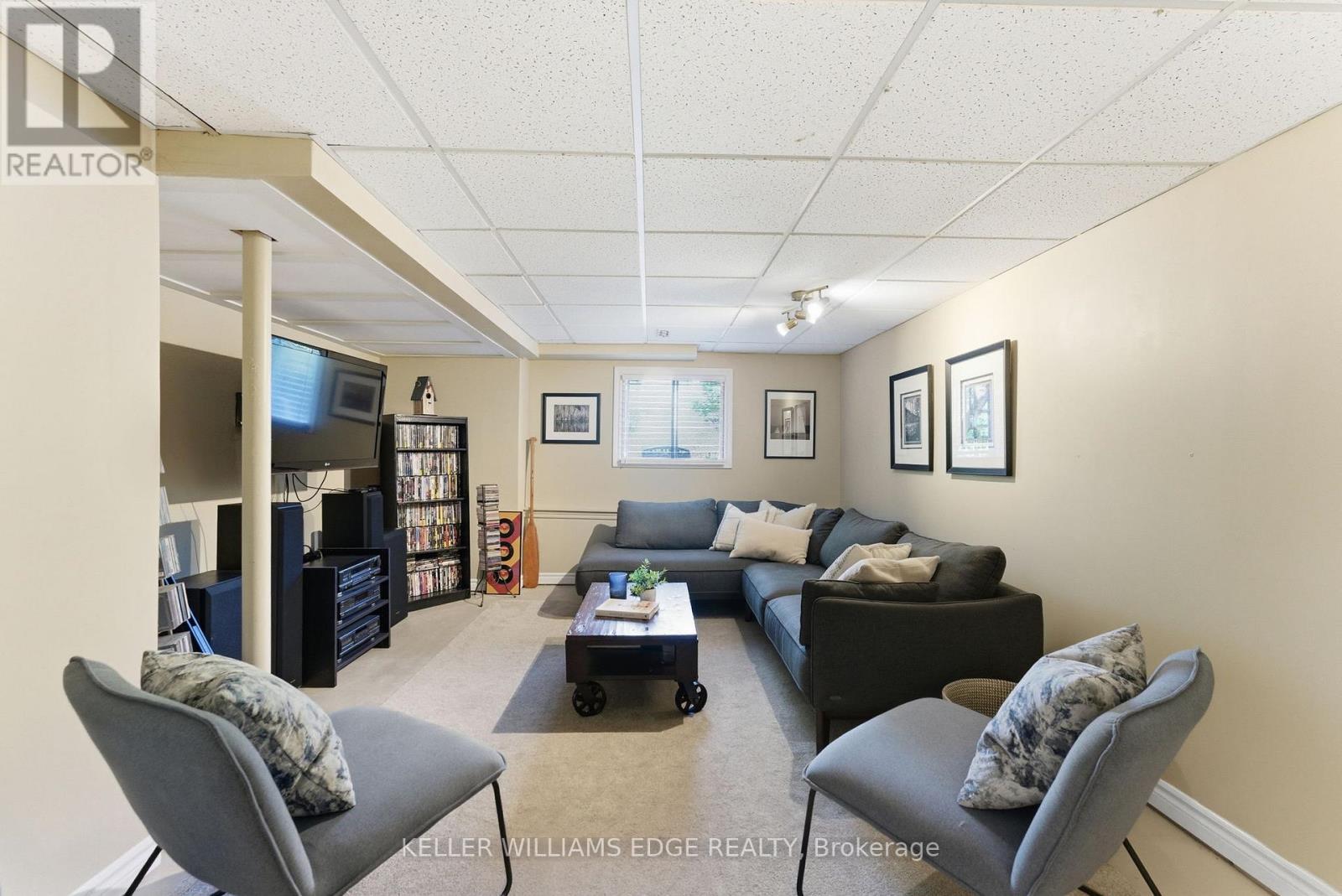 2163 Winding Way, Burlington, ON - Indoor