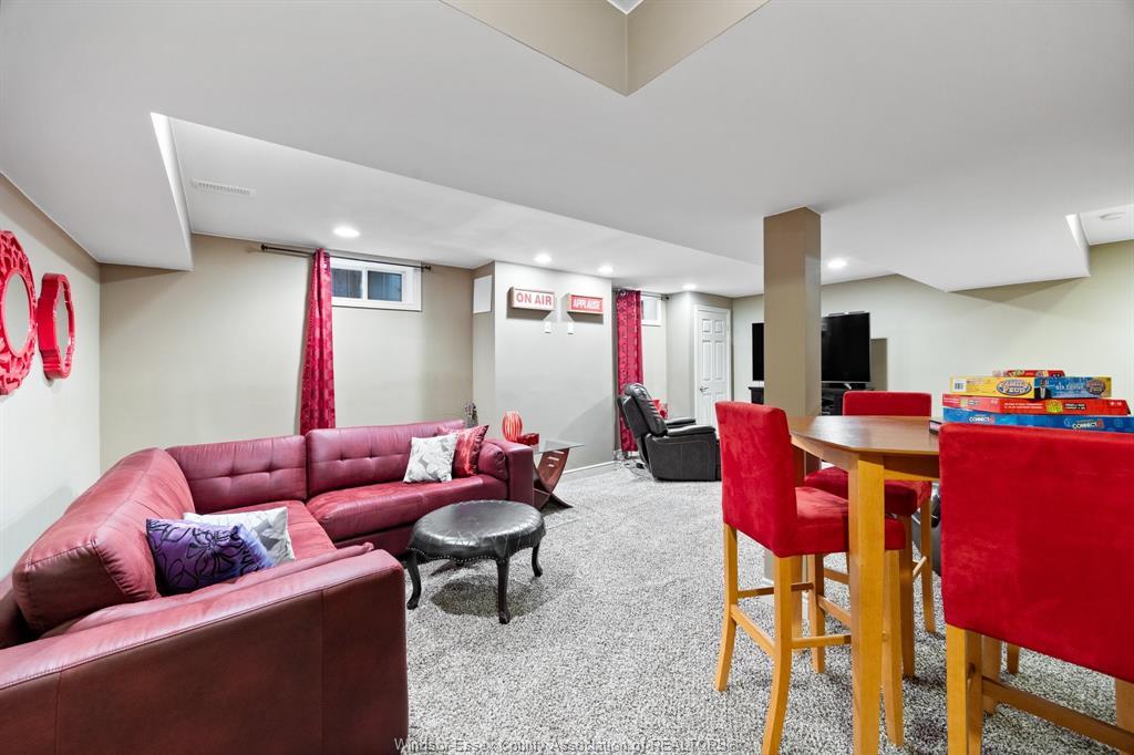 1288 Lakeview, Windsor, ON