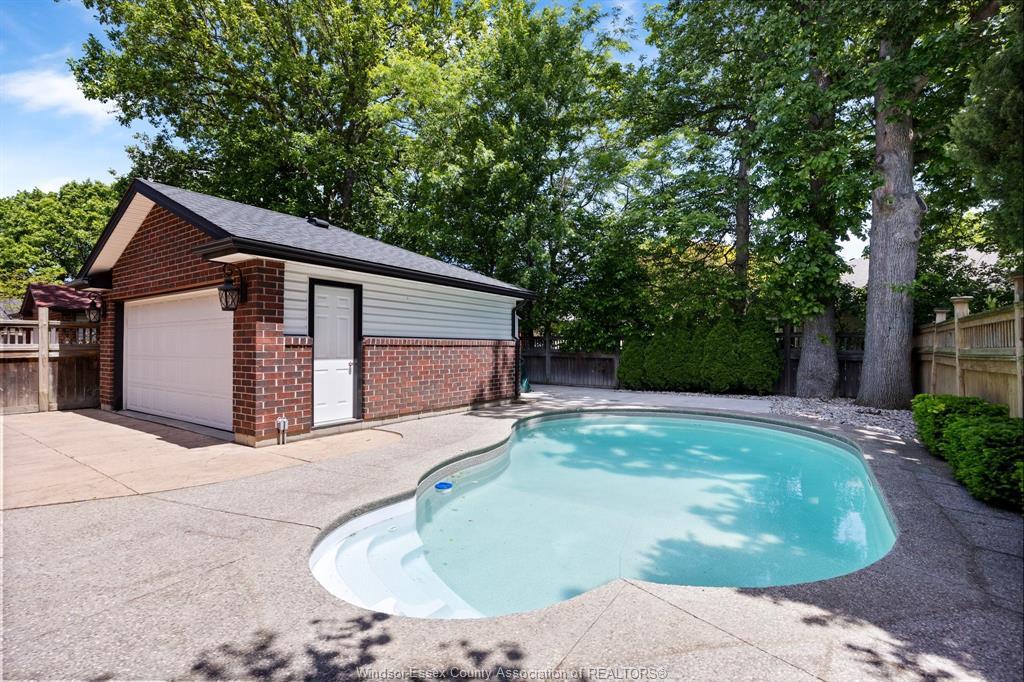 1288 Lakeview, Windsor, ON