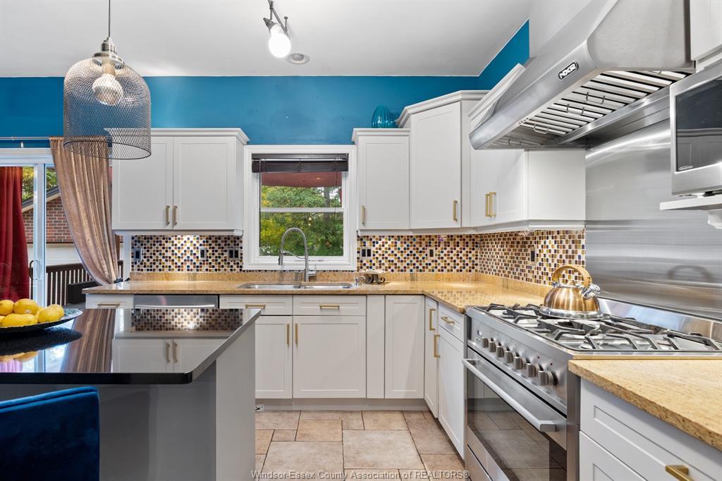 1288 Lakeview, Windsor, ON