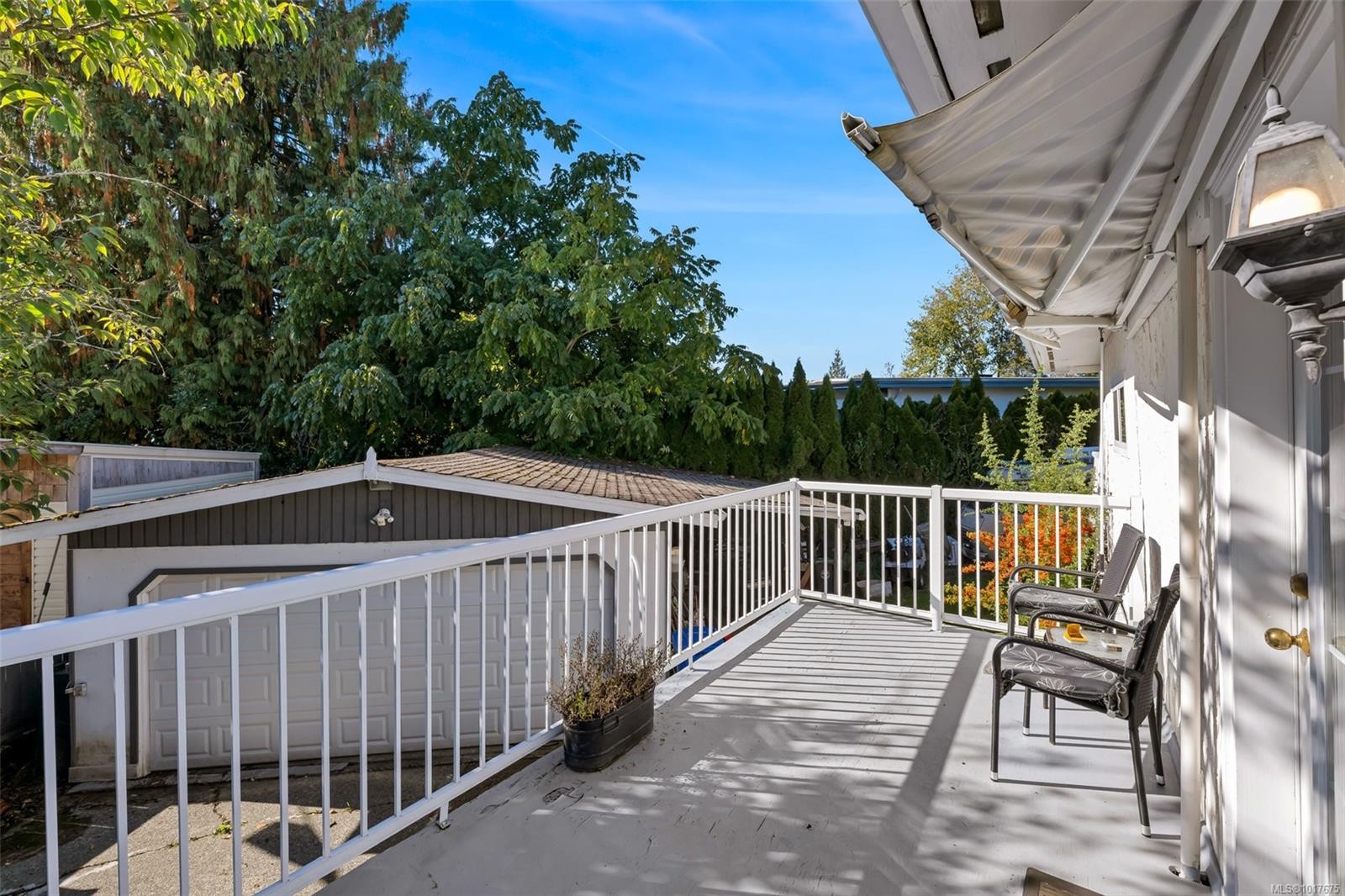 28 Cottonwood St, Lake Cowichan, BC