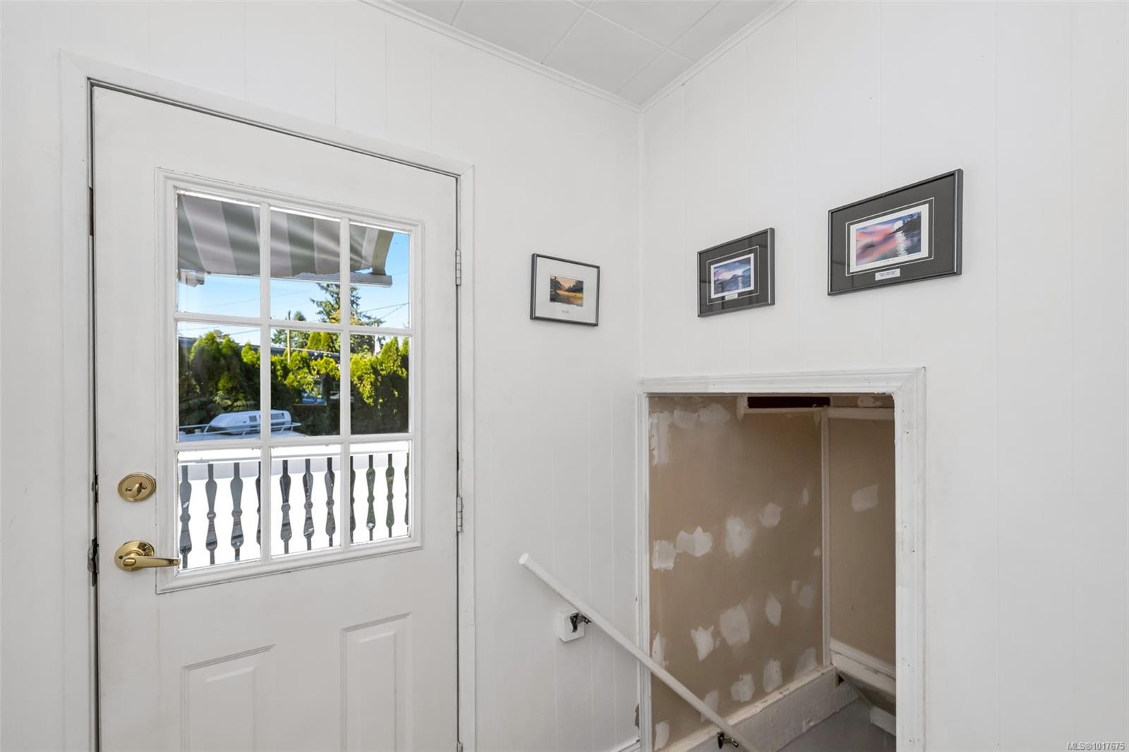 28 Cottonwood St, Lake Cowichan, BC