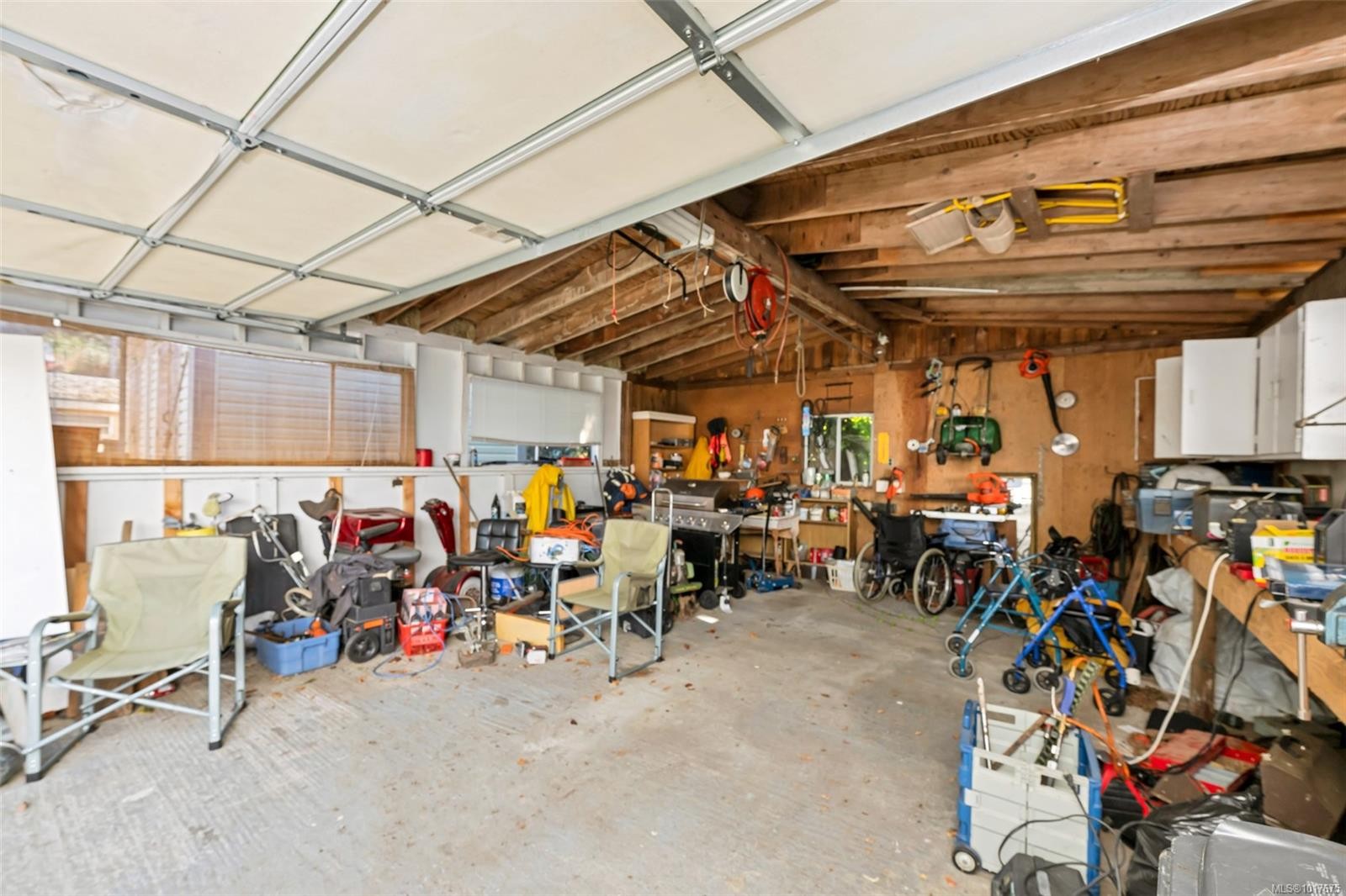 28 Cottonwood St, Lake Cowichan, BC