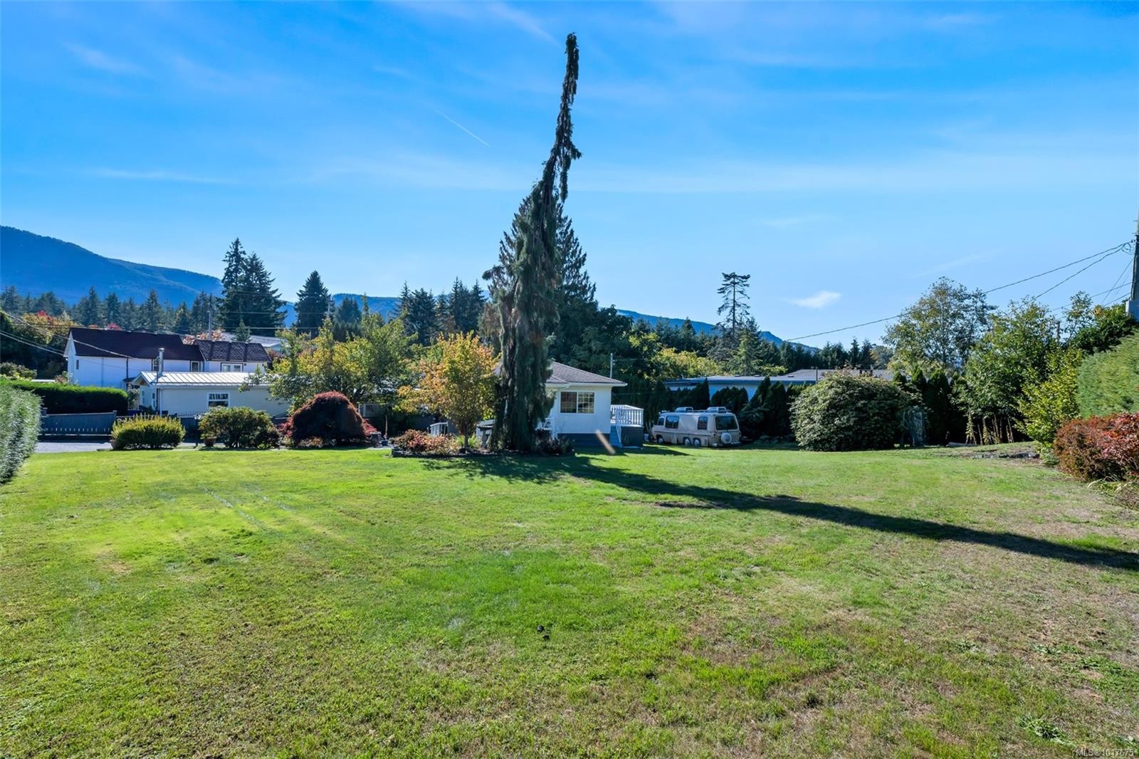 28 Cottonwood St, Lake Cowichan, BC