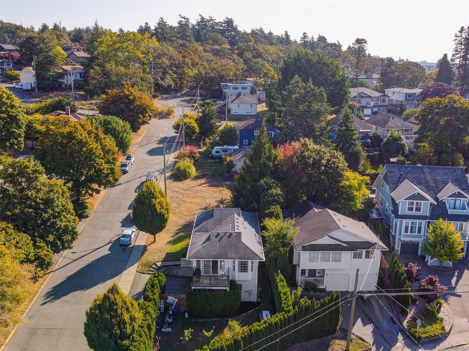 1265 Woodway Rd, Esquimalt, BC