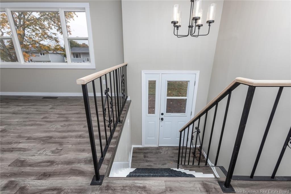 21 Shawn Crt, Riverview, NB