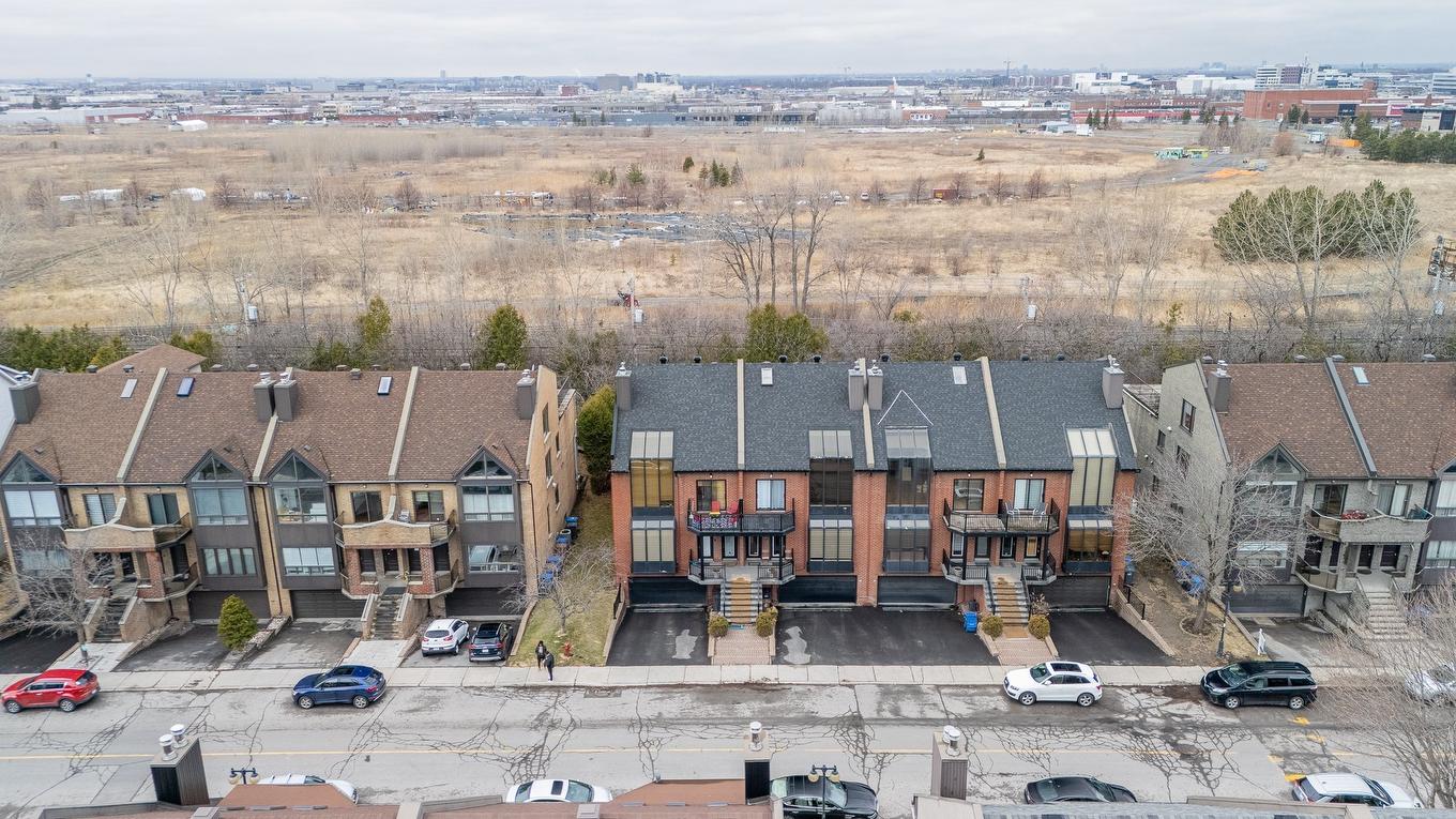 Aerial photo - 5873 Rue David-Lewis, Côte-Saint-Luc, QC - Outdoor