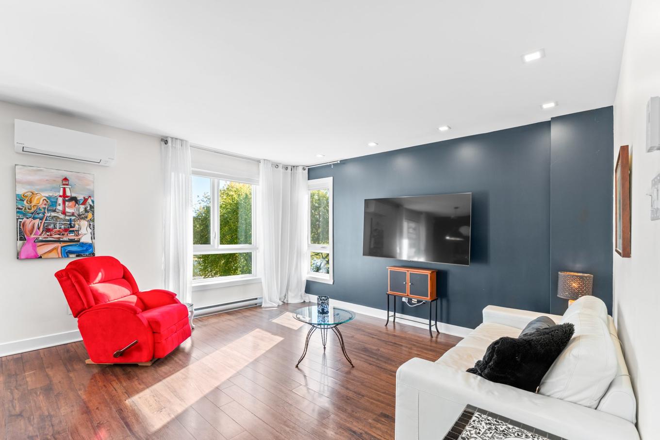 Salon - 3-354 Rue Notre-Dame, Charlemagne, QC - Indoor Photo Showing Living Room